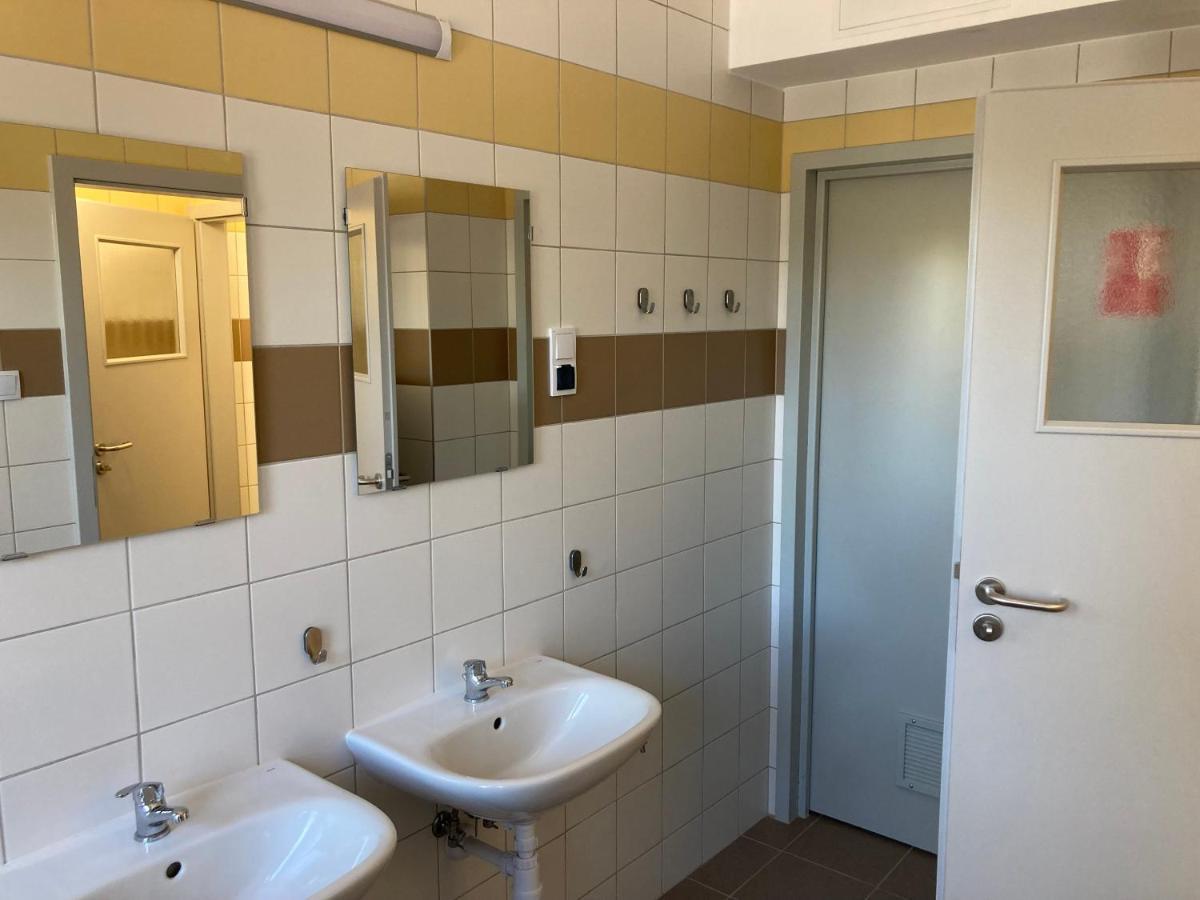 Hostel Przy Stadionie Jaworzno Dış mekan fotoğraf